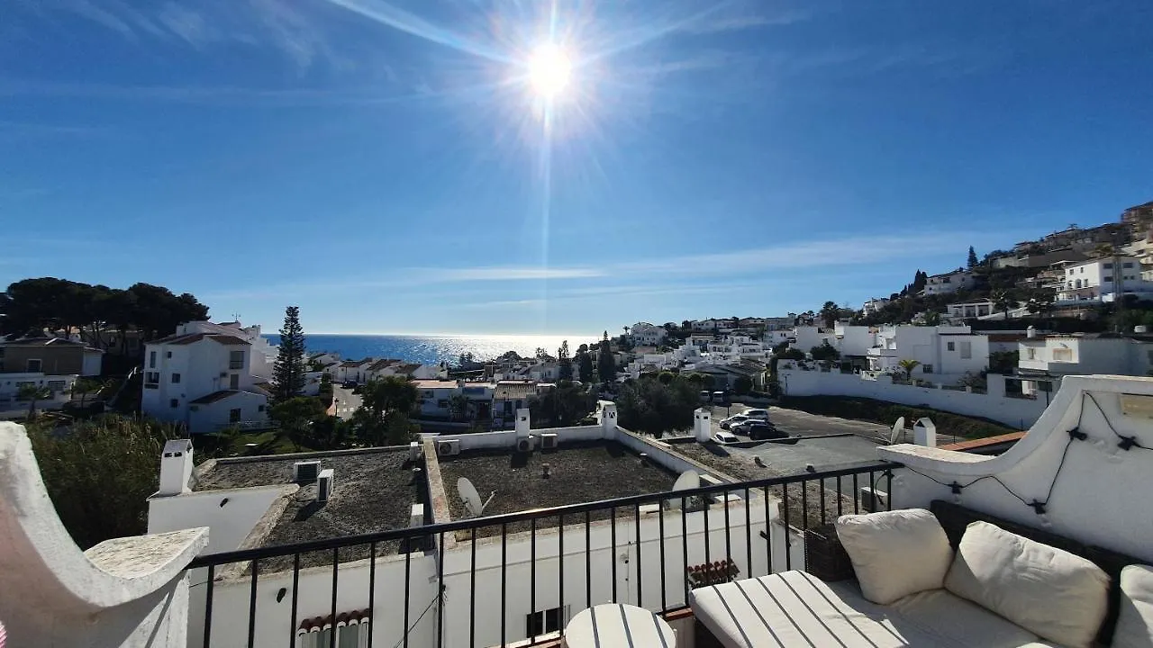 Stilfullt Semesterhus Naera Pool Och Strand. Nerja