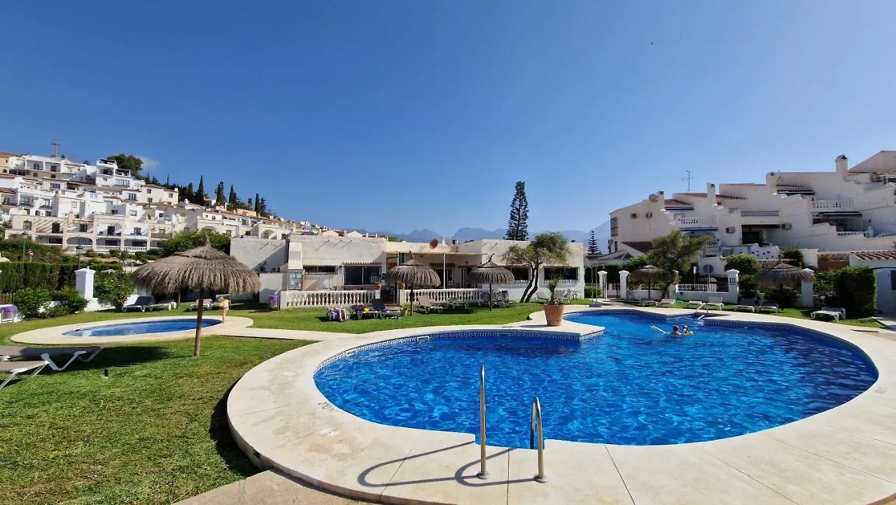 Сasa de vacaciones Stilfullt Semesterhus Naera Pool Och Strand. Nerja